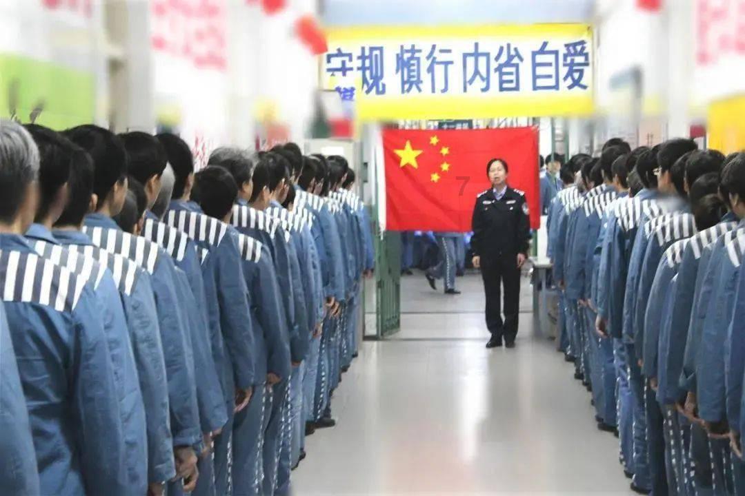 网约车司机梁思渊:用服务擦亮城市新名片